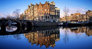 Rondvaart-Amsterdam-grachten